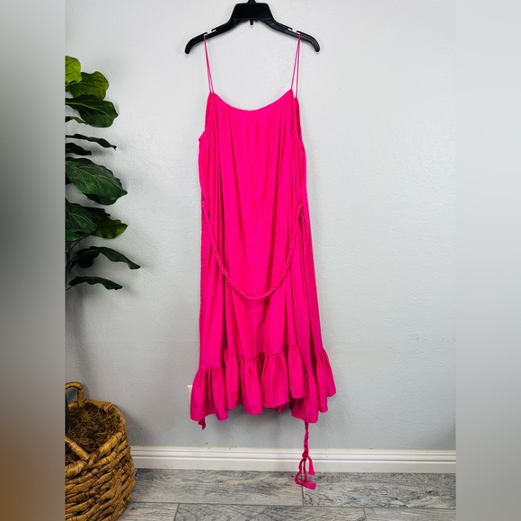 Jolie Bright Fuchsia Pink Scoop Neck Tassel Belt Tiered Midi Dress - Picture 10 of 11